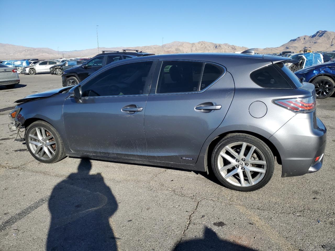 2014 Lexus CT - Image 2