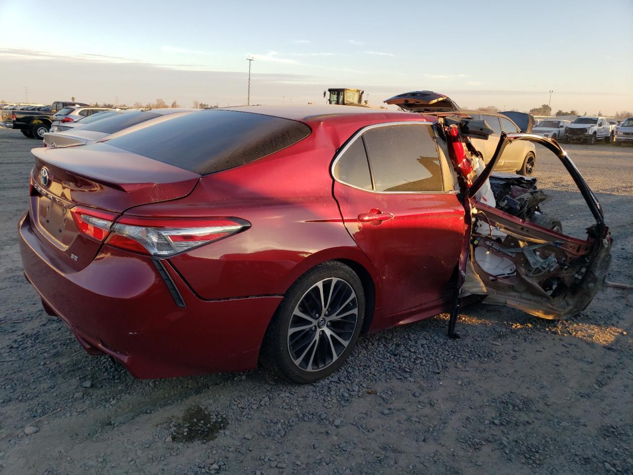 2018 Toyota Camry - Image 3