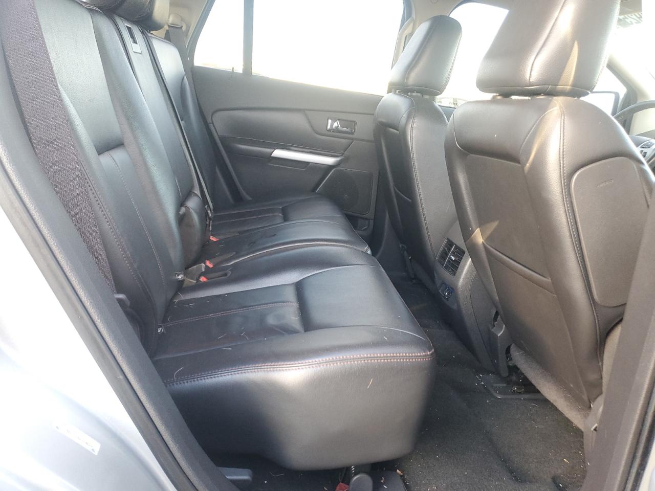 2011 Ford Edge - Image 11