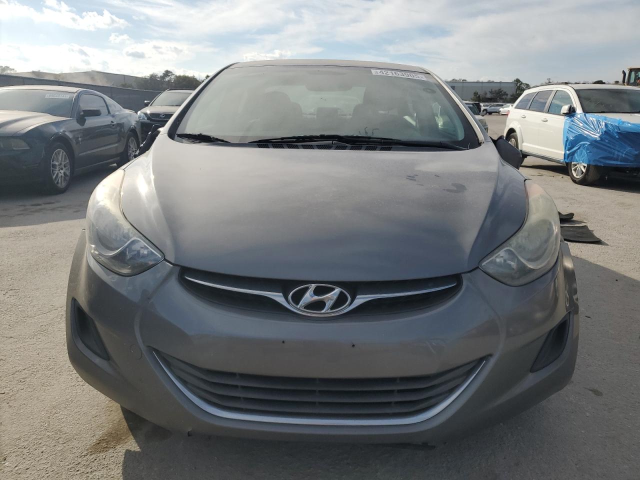 2013 Hyundai Elantra - Image 5