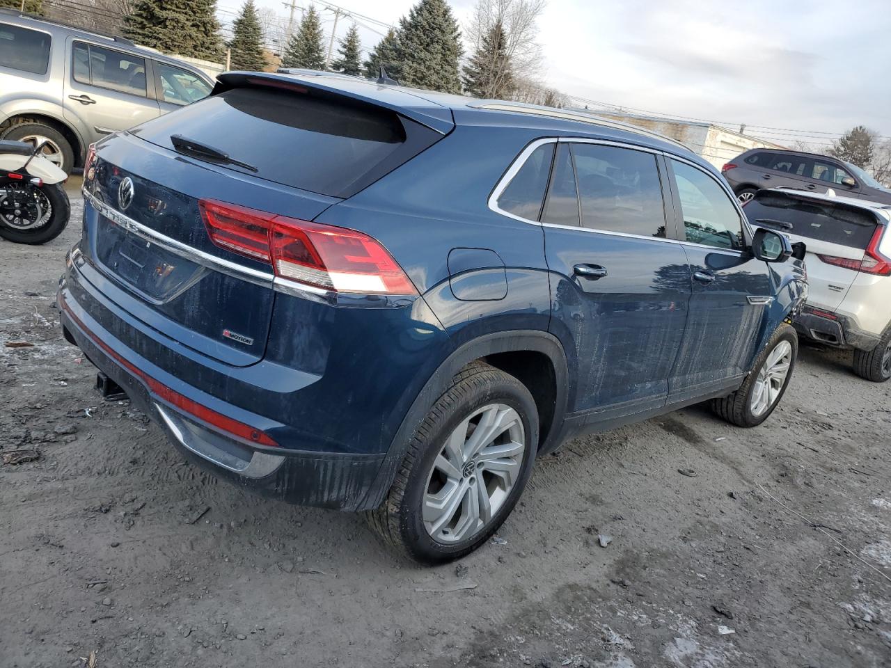 2020 Volkswagen Atlas - Image 3