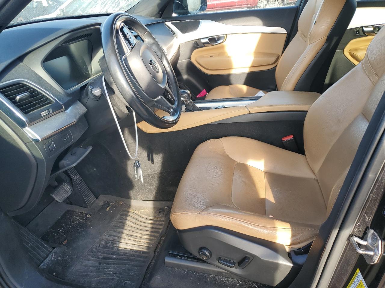 2018 Volvo XC90 - Image 7