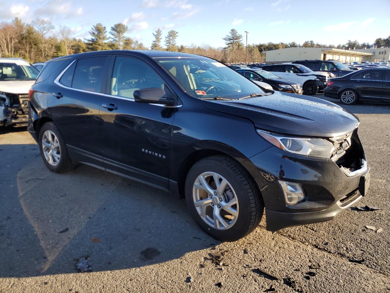 2021 Chevrolet Equinox - Image 4