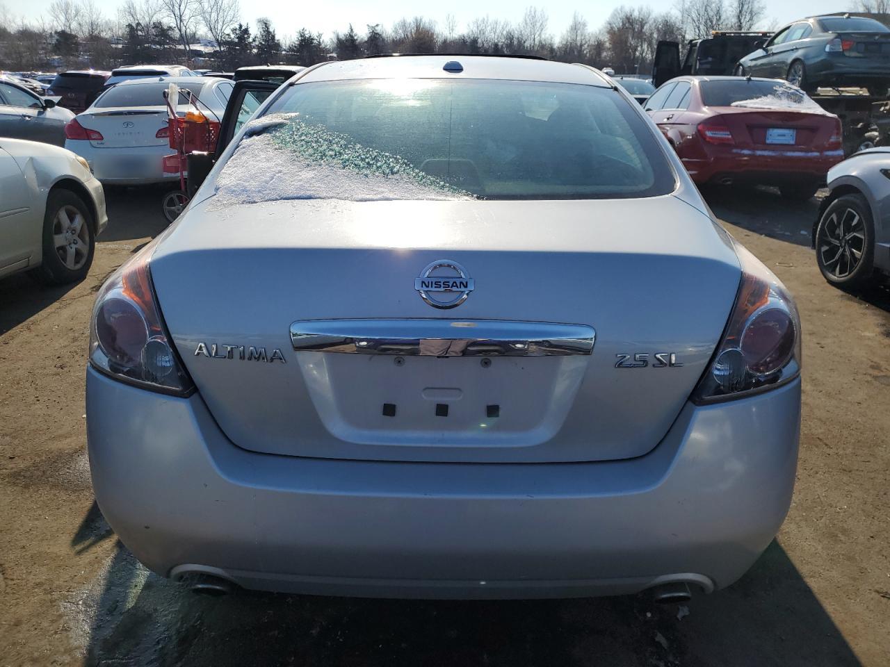 2011 Nissan Altima - Image 6