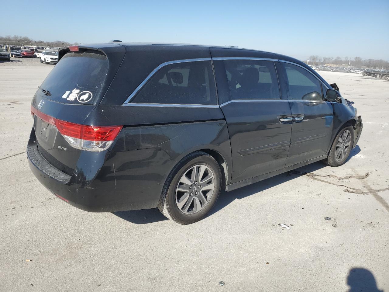 2016 Honda Odyssey - Image 3