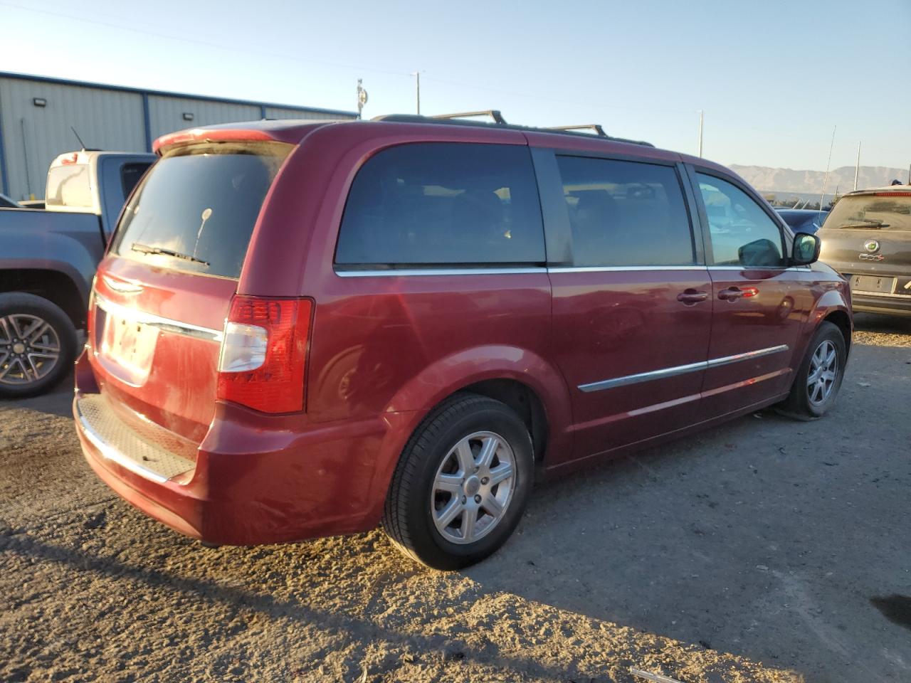 2012 Chrysler Town & Country - Image 3