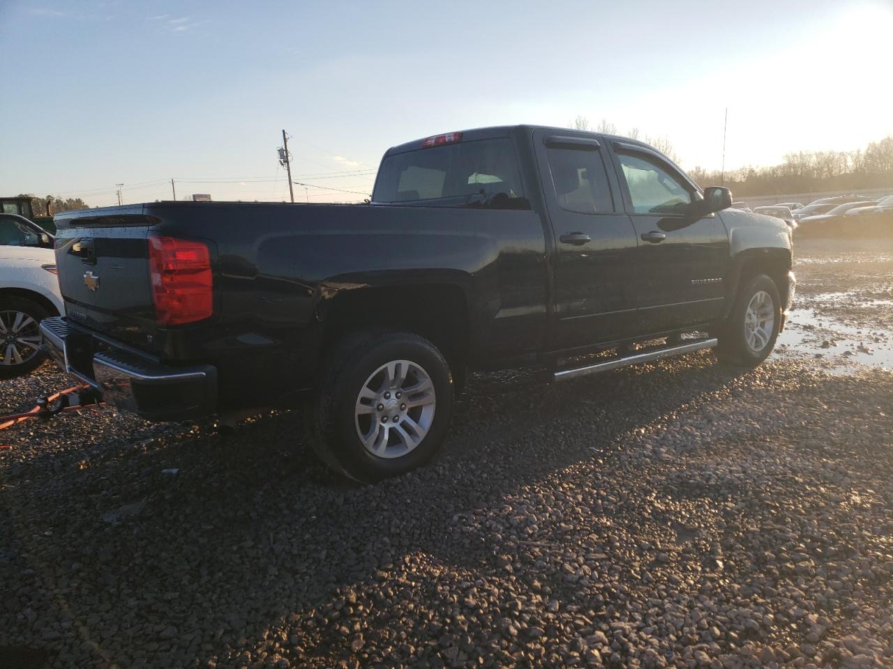 2018 Chevrolet Silverado - Image 3