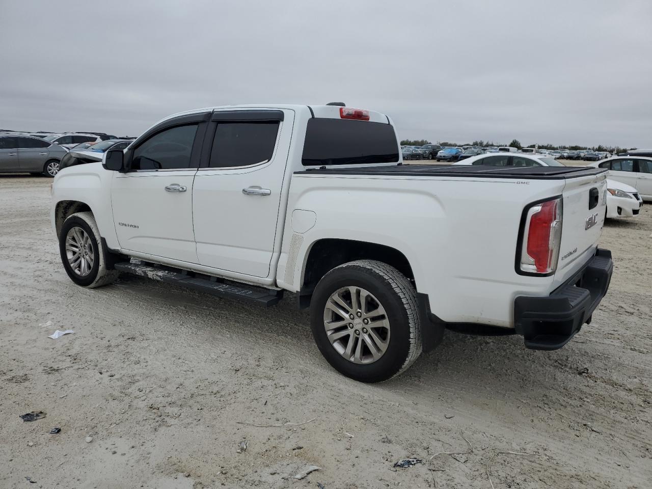 2015 GMC Canyon - Image 2