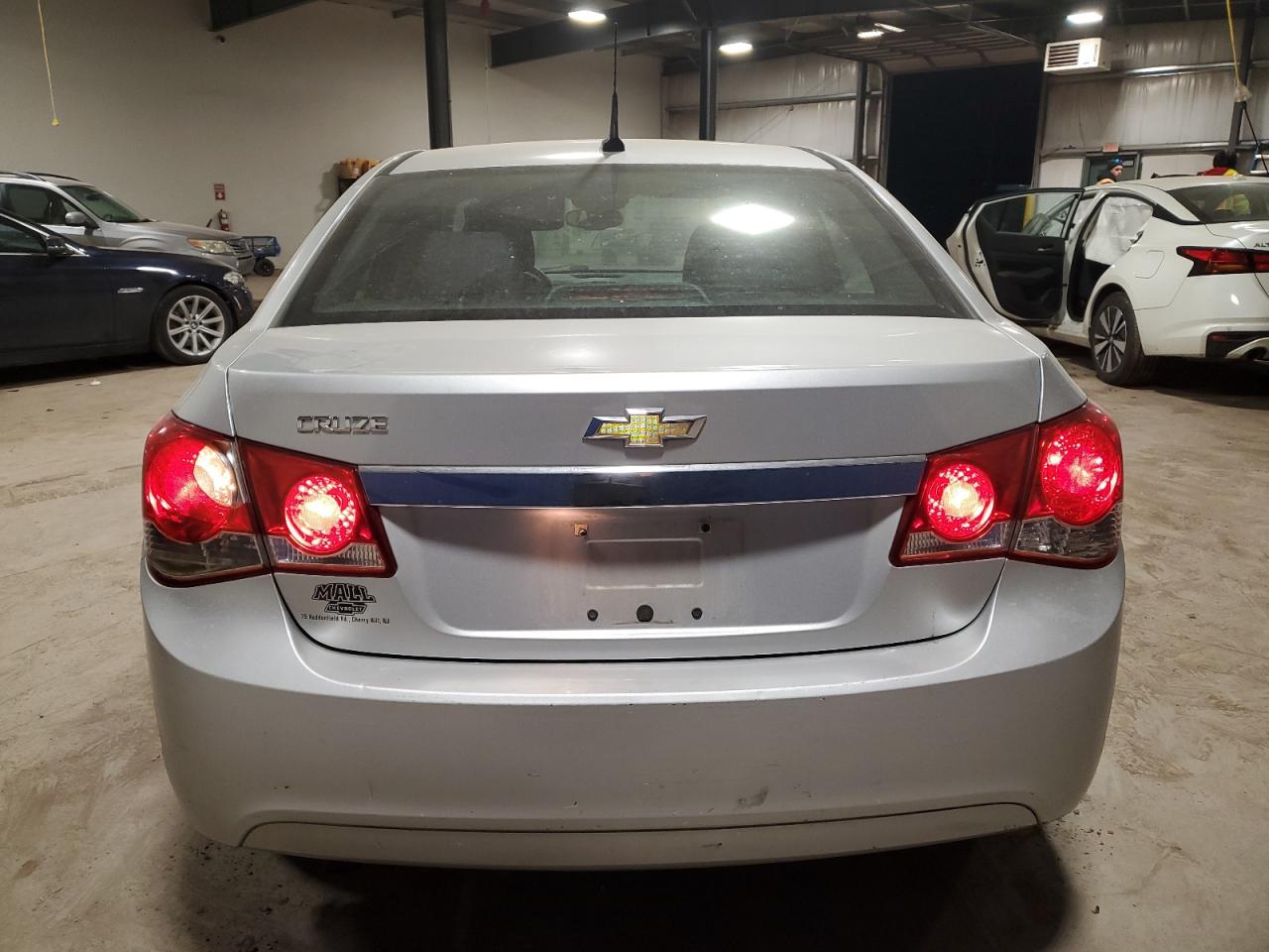 VIN 1G1PA5SG3E7204804 2014 CHEVROLET CRUZE no.6