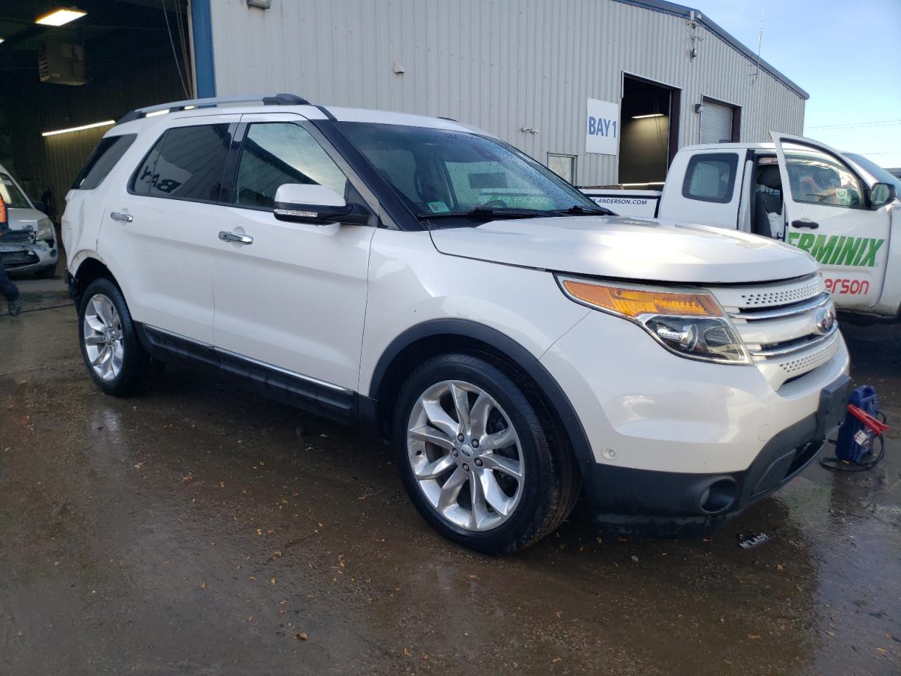 2015 Ford Explorer - Image 4