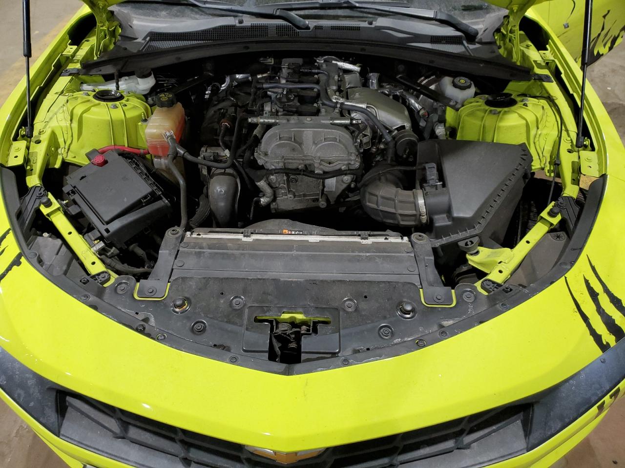 2021 Chevrolet Camaro - Image 11