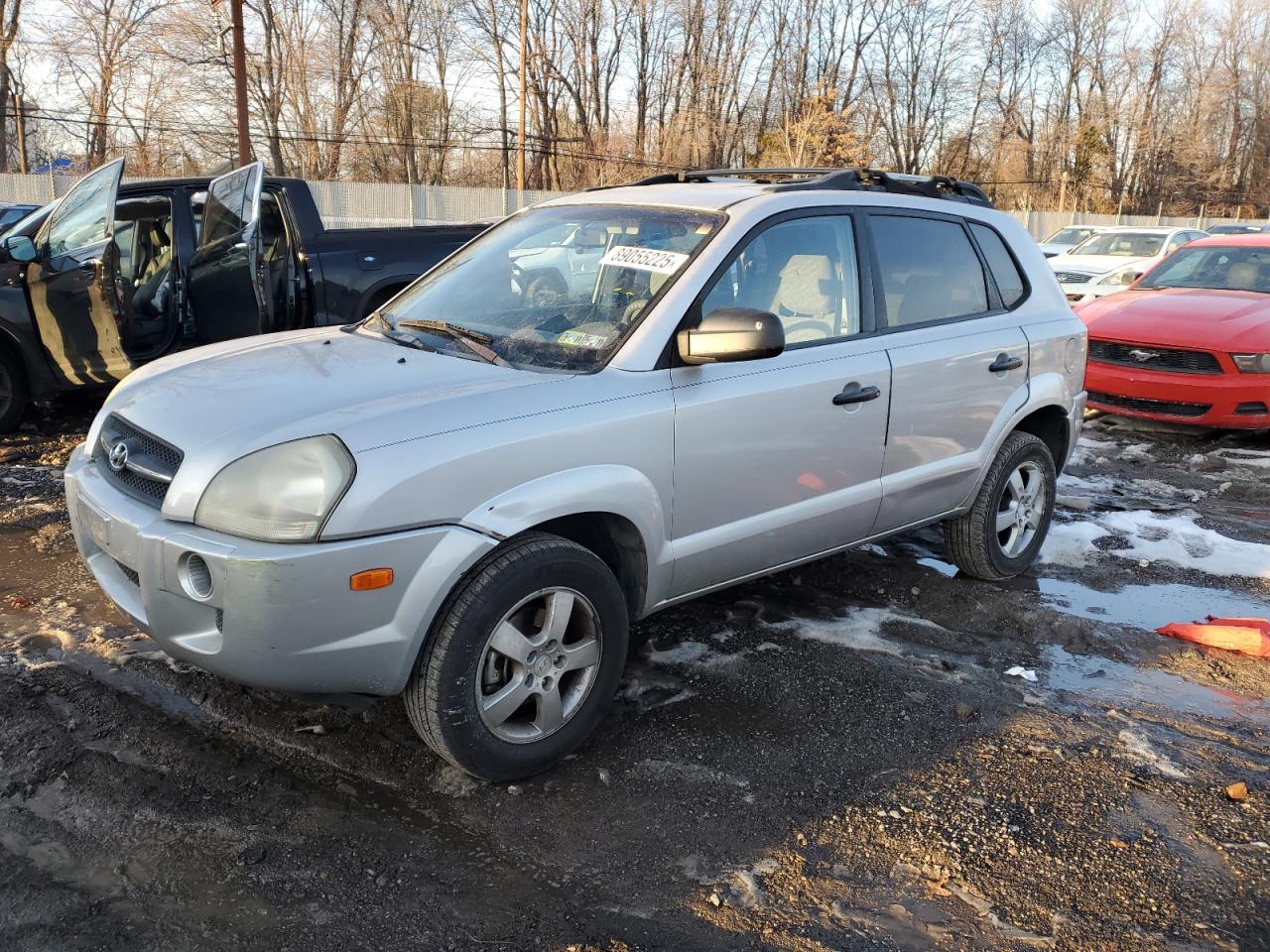 2005 Hyundai Tucson - Image 1
