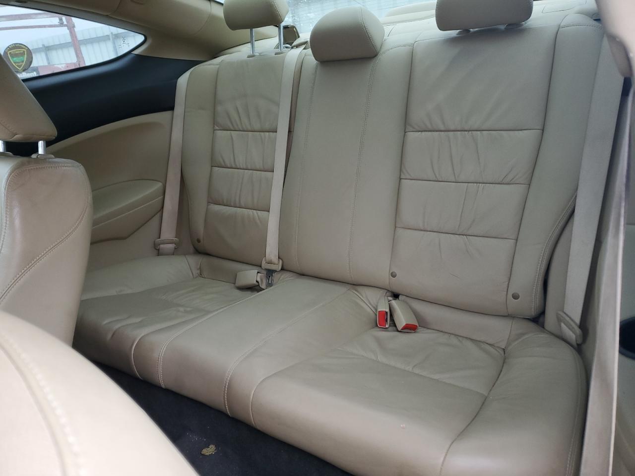 2012 Honda Accord - Image 10