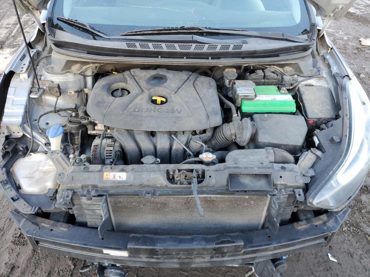 2016 Hyundai Elantra - Image 11