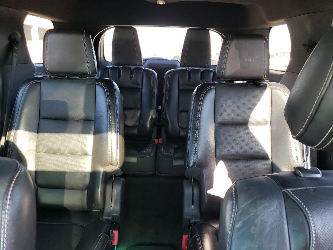 2013 Ford Explorer - Image 10