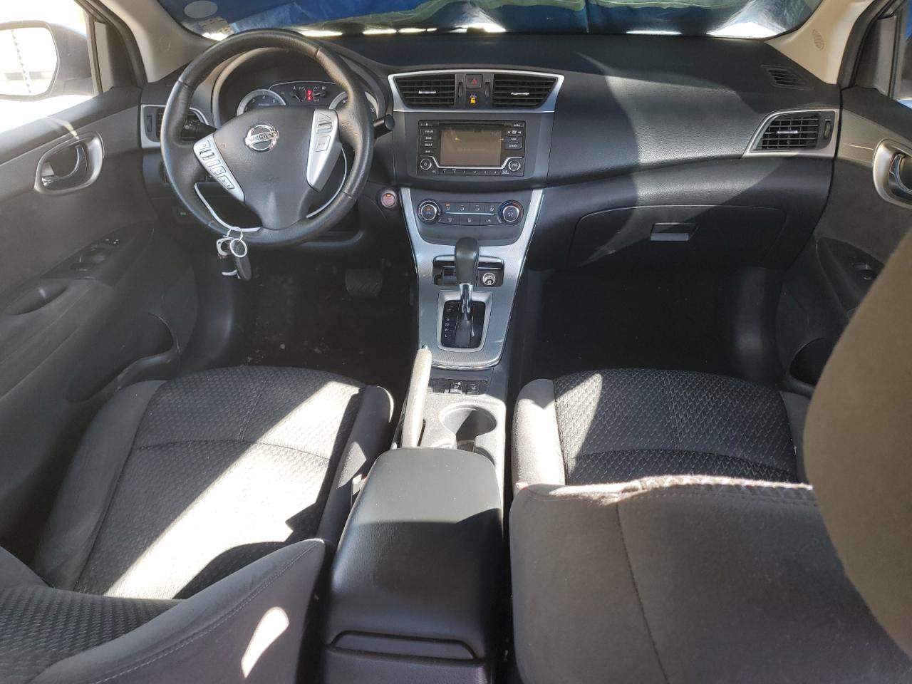 2015 Nissan Sentra - Image 8