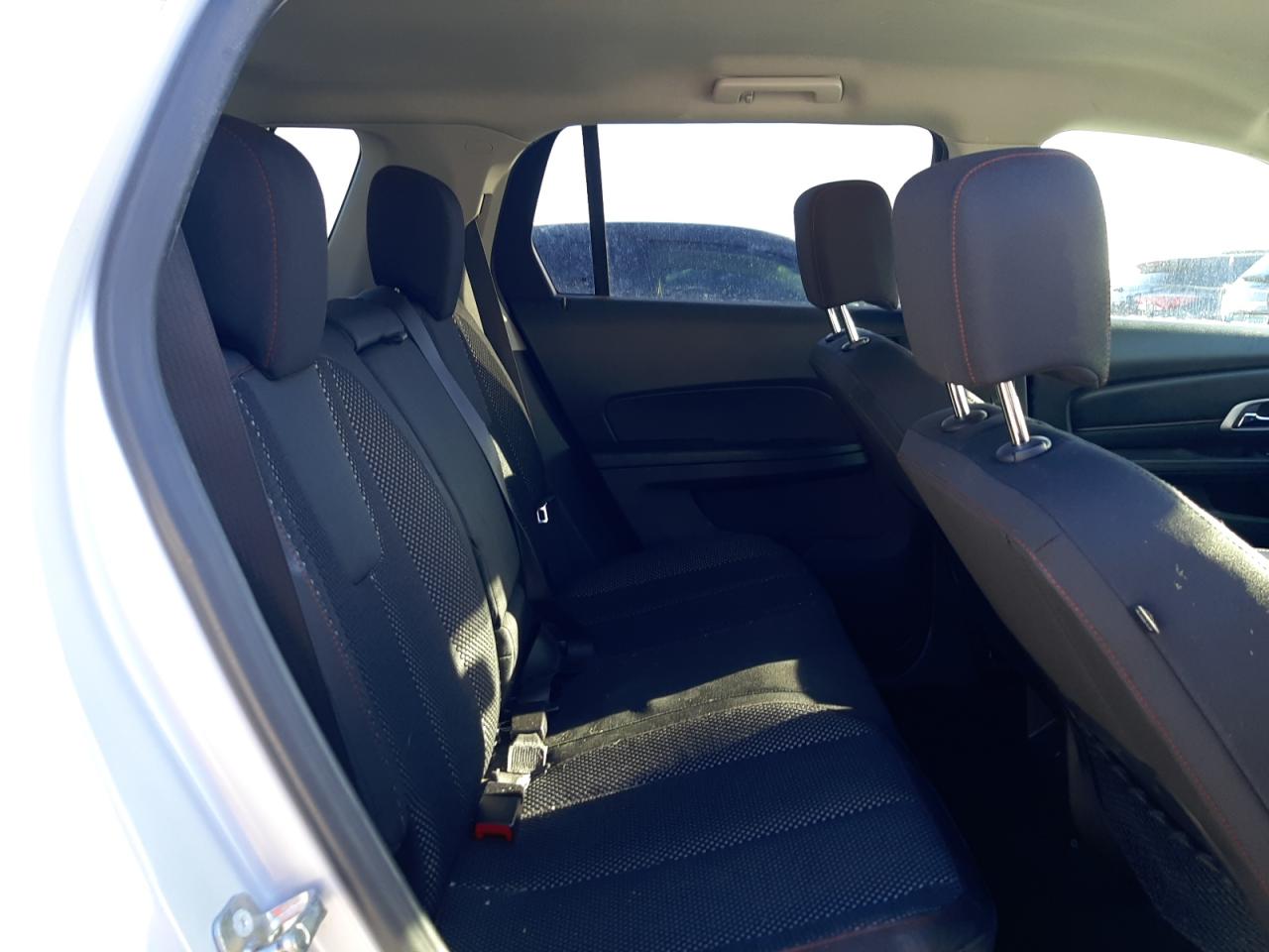 2015 GMC Terrain - Image 11