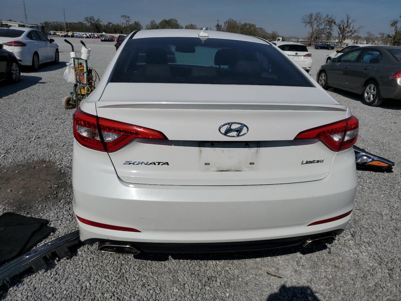2015 Hyundai Sonata - Image 6