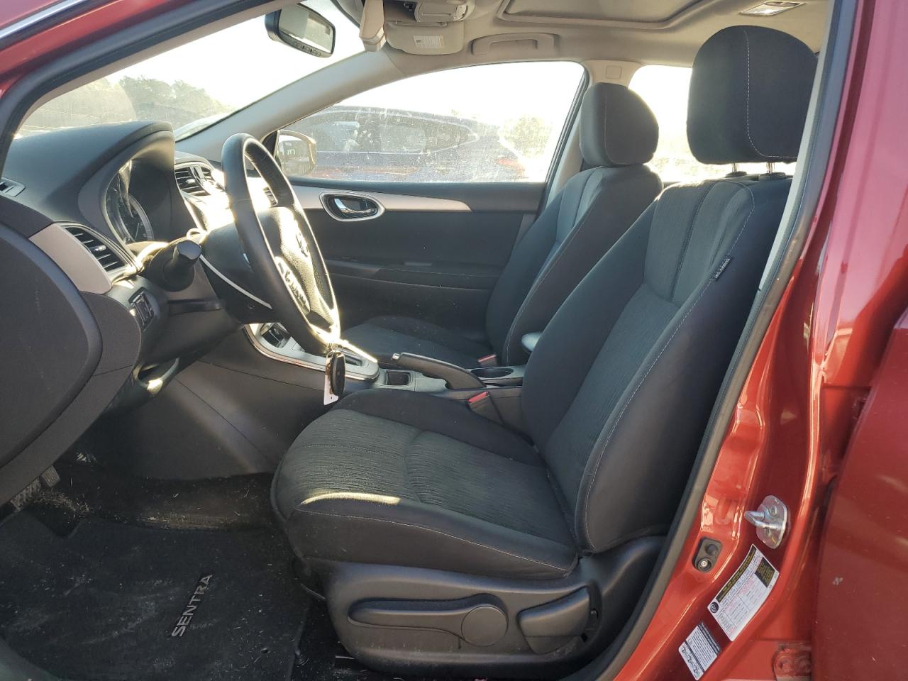 2015 Nissan Sentra - Image 7