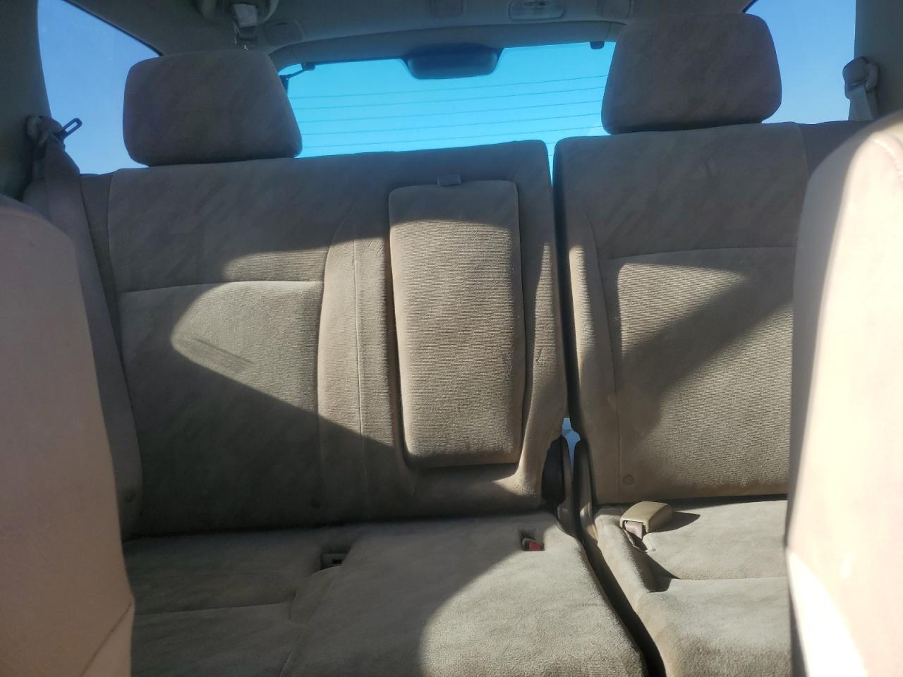 2003 Honda CR-V - Image 10