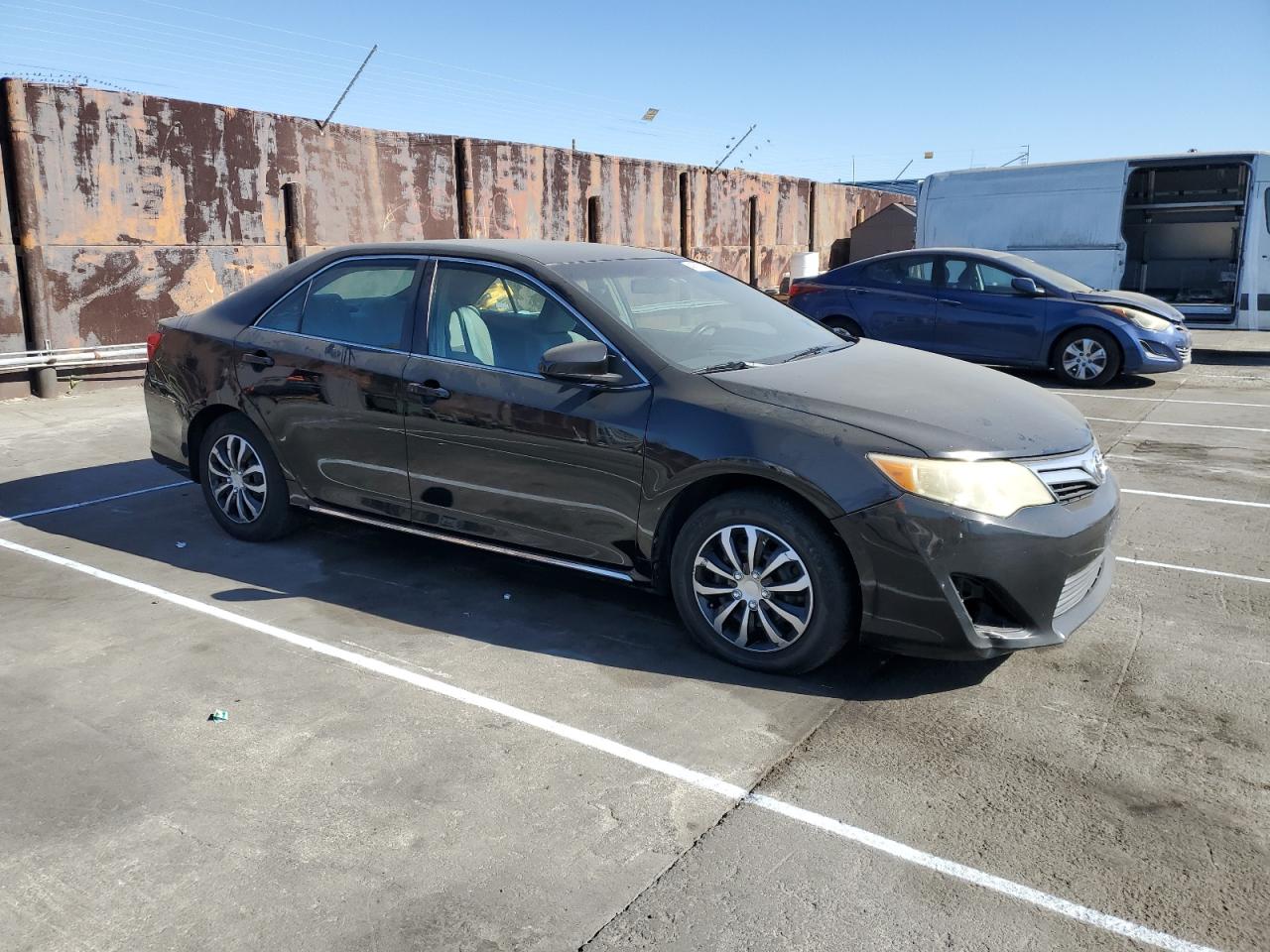 2012 Toyota Camry - Image 4