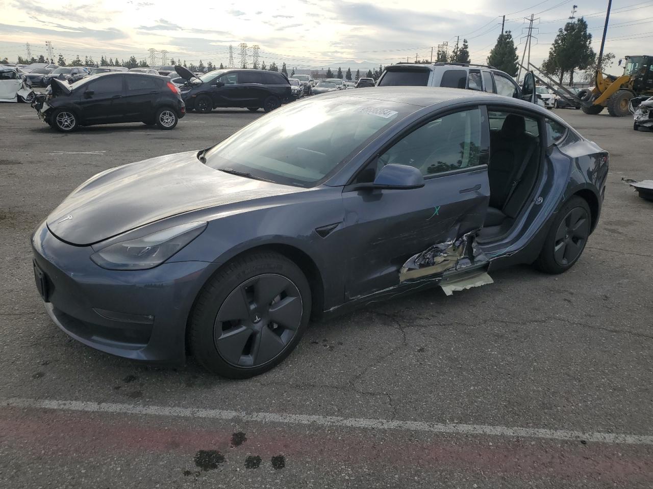 VIN 5YJ3E1EB2NF257247 2022 TESLA MODEL 3 no.1