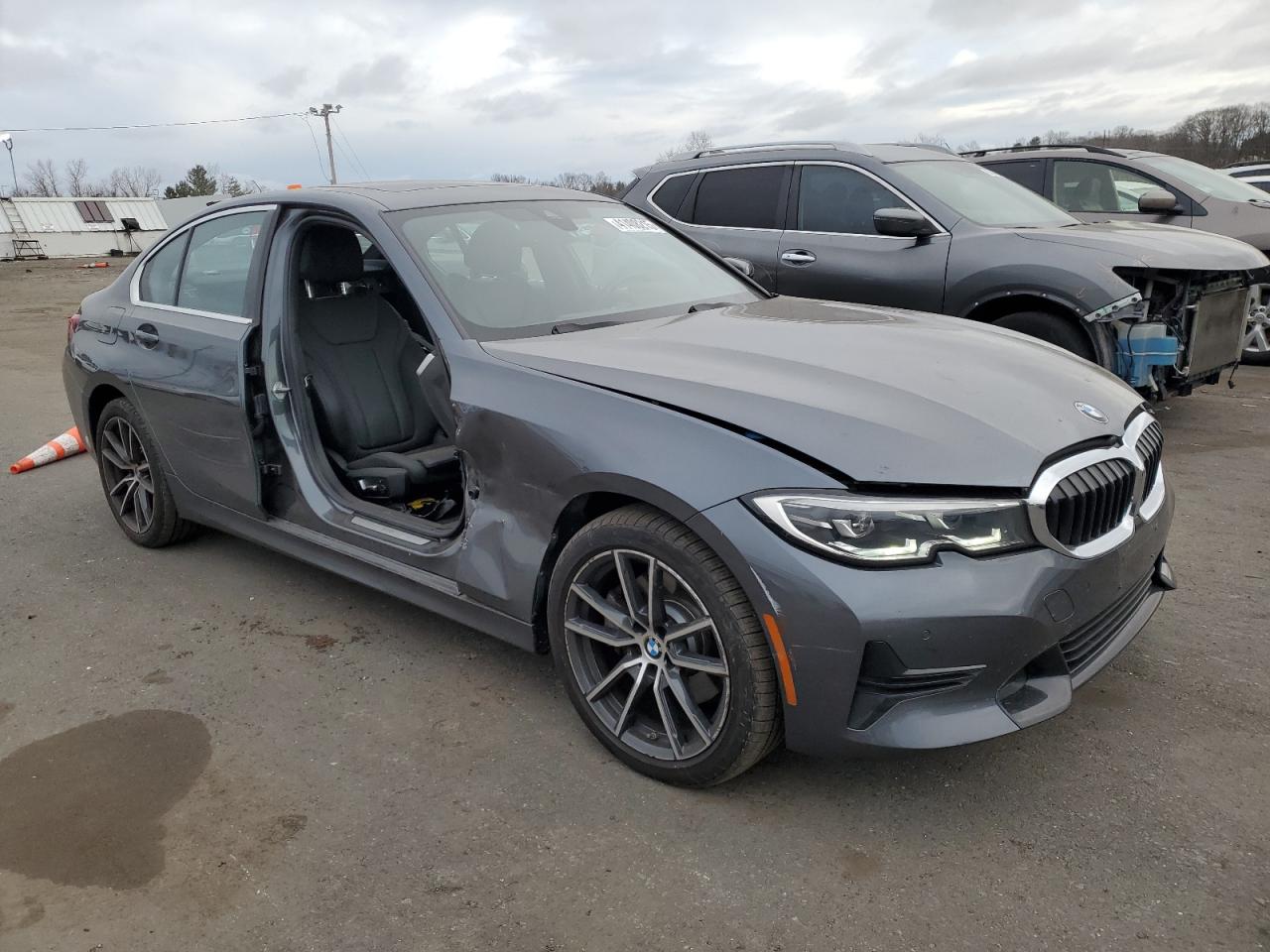 VIN WBA5R7C52KFH05796 2019 BMW 3 SERIES no.4