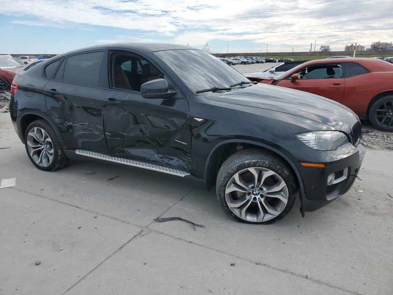 VIN 5UXFG8C54EL592602 2014 BMW X6 no.4