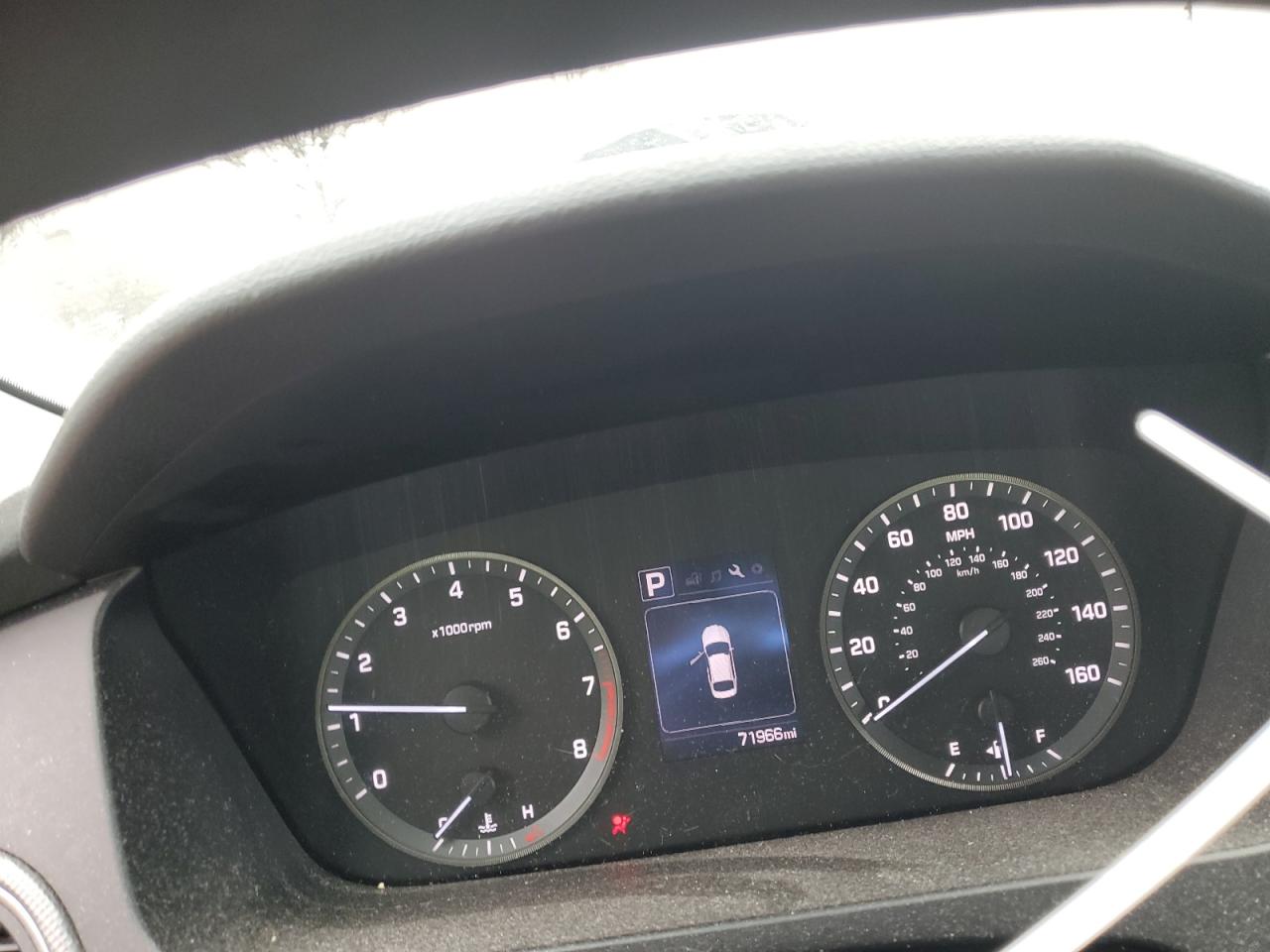 2017 Hyundai Sonata - Image 9