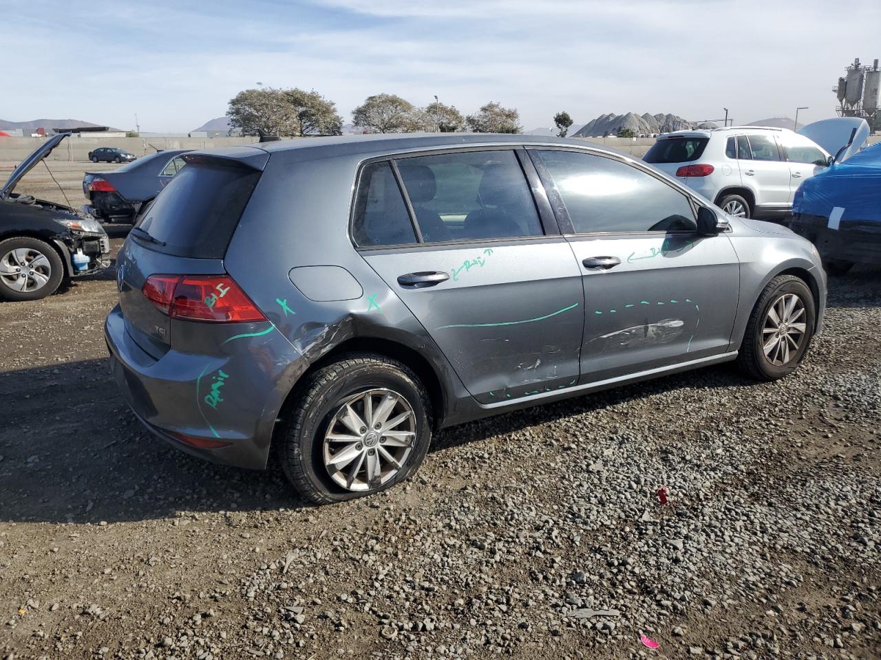 2015 Volkswagen Golf - Image 3