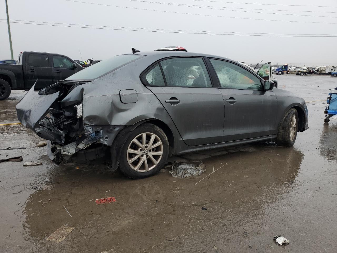 2015 Volkswagen Jetta - Image 3