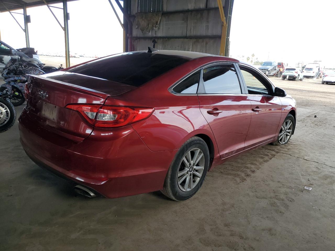 2016 Hyundai Sonata - Image 3