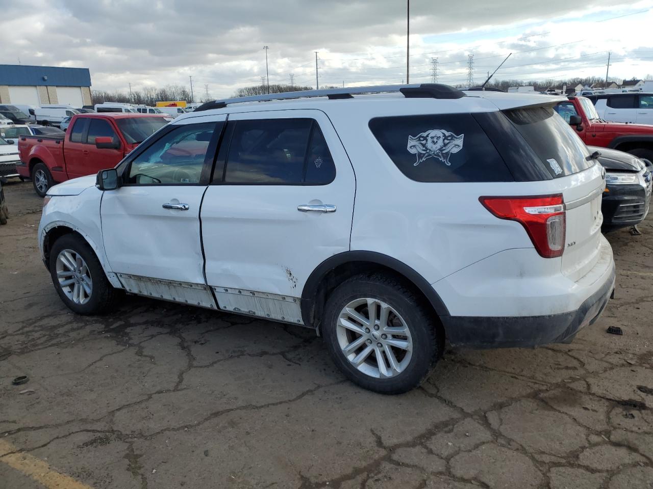 2015 Ford Explorer - Image 2