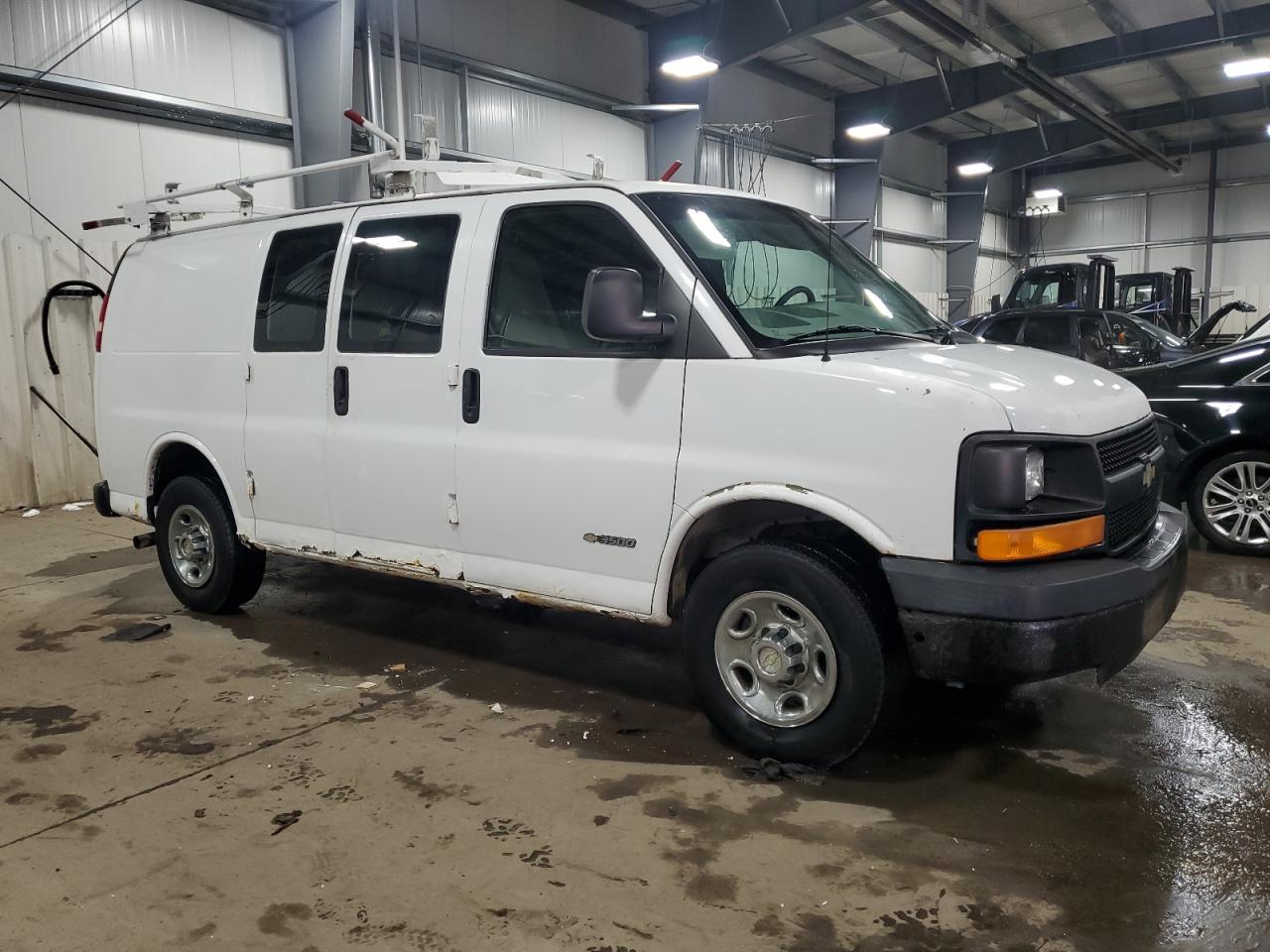 2006 Chevrolet Express - Image 4