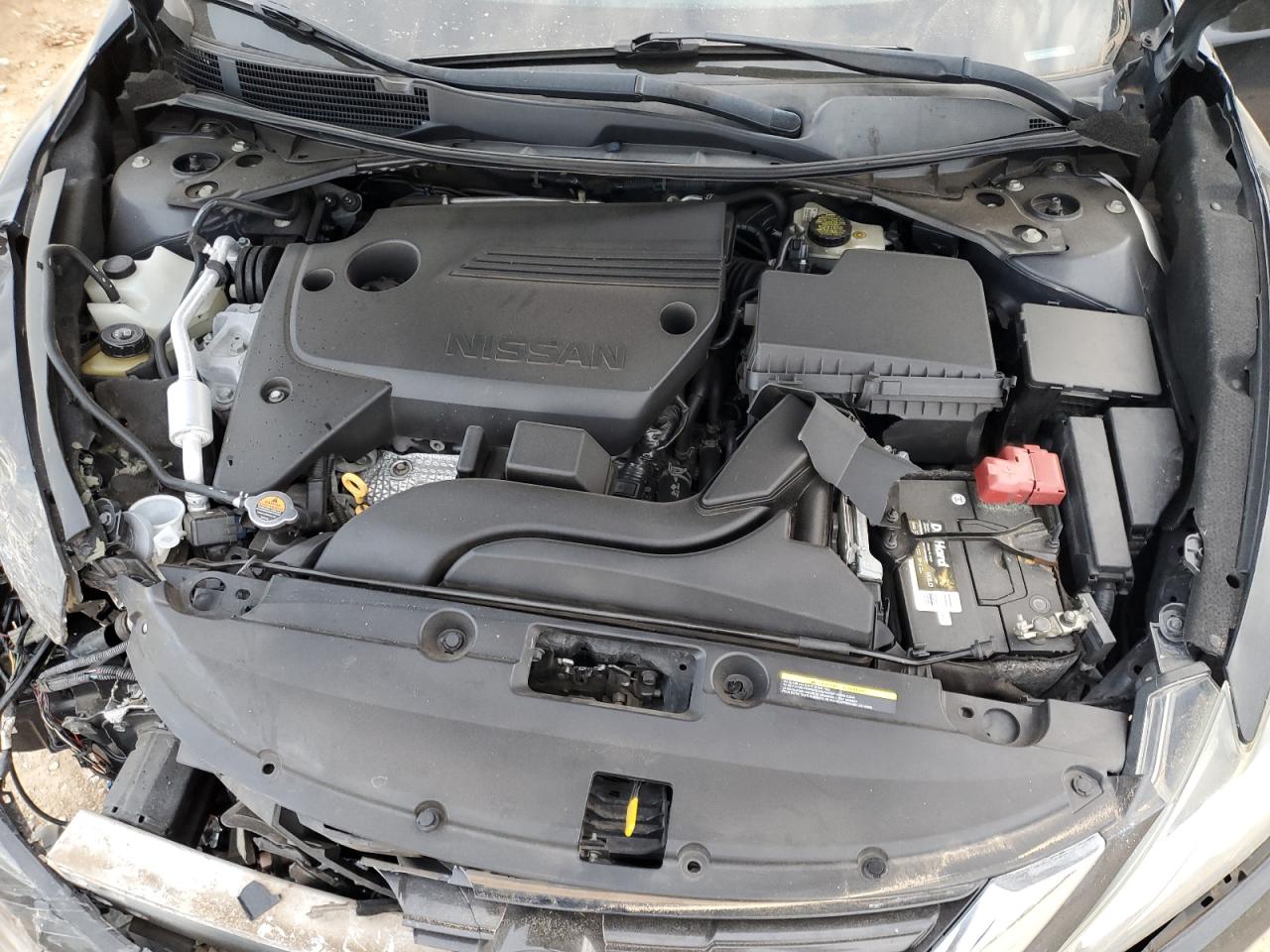 2017 Nissan Altima - Image 11