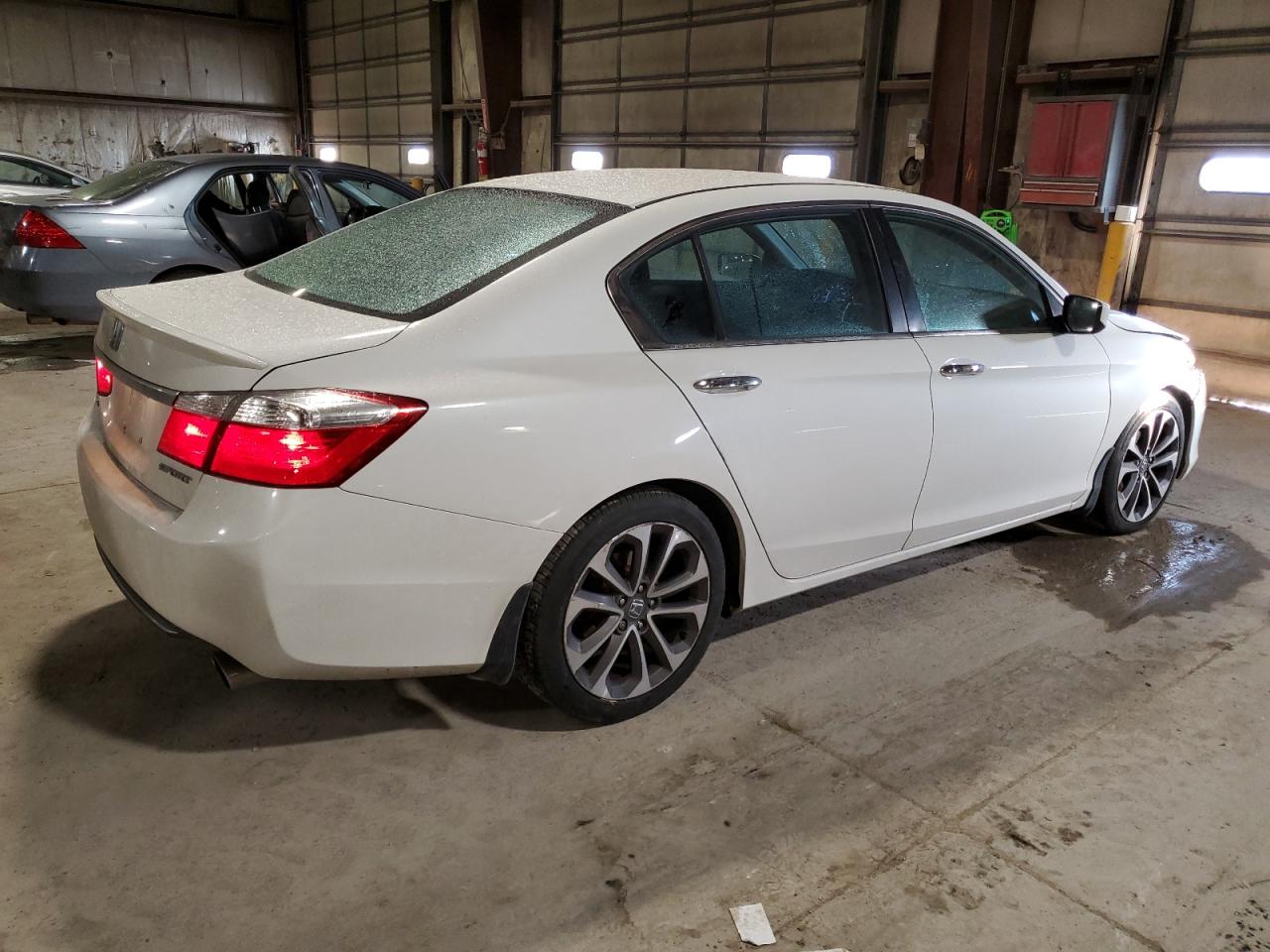 2015 Honda Accord - Image 3