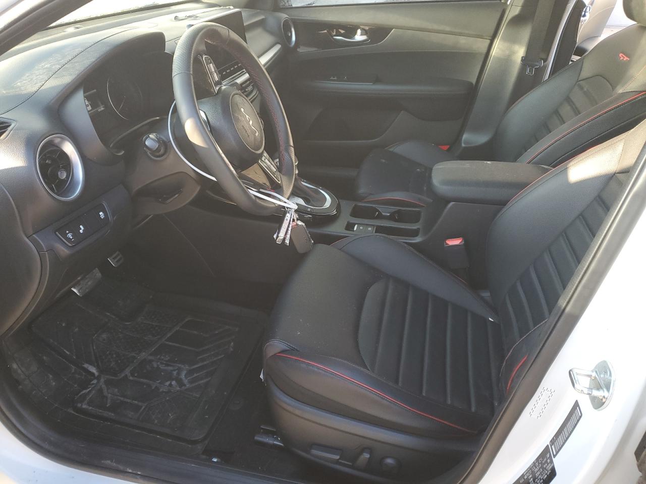 2023 Kia Forte - Image 7