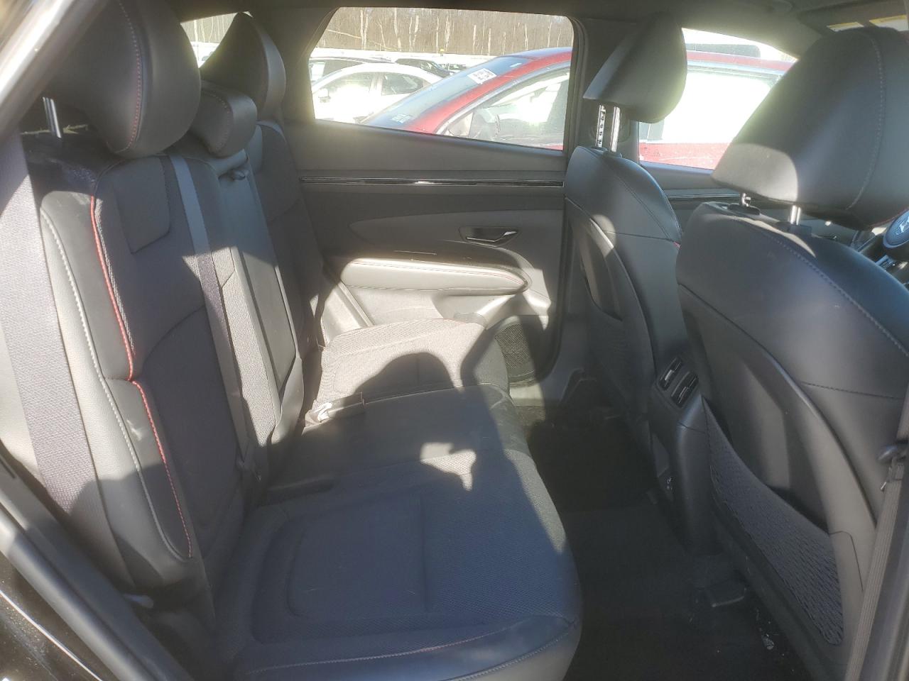 2022 Hyundai Tucson - Image 11