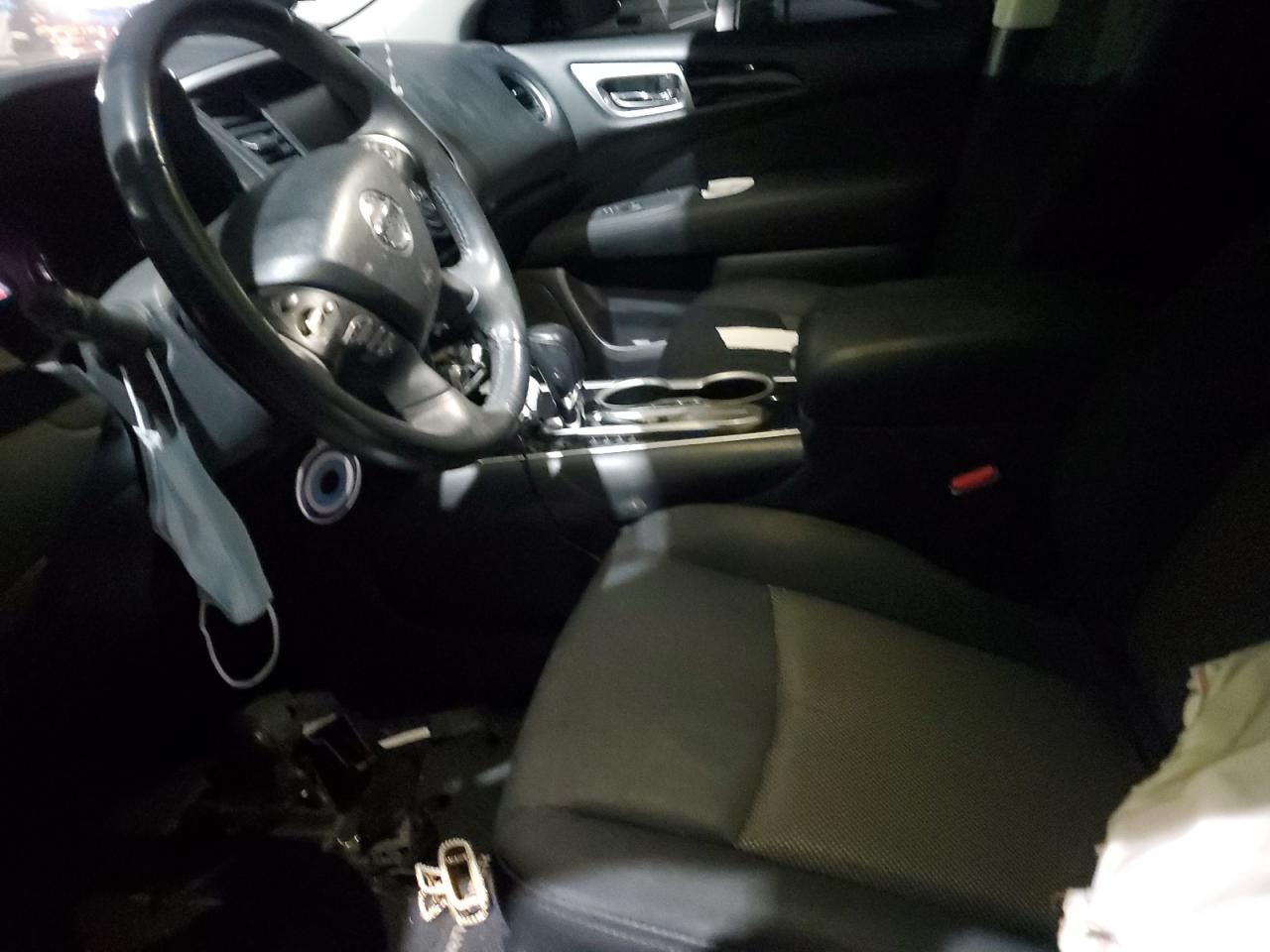 2017 Nissan Pathfinder S VIN: 686613 Lot: 43667765