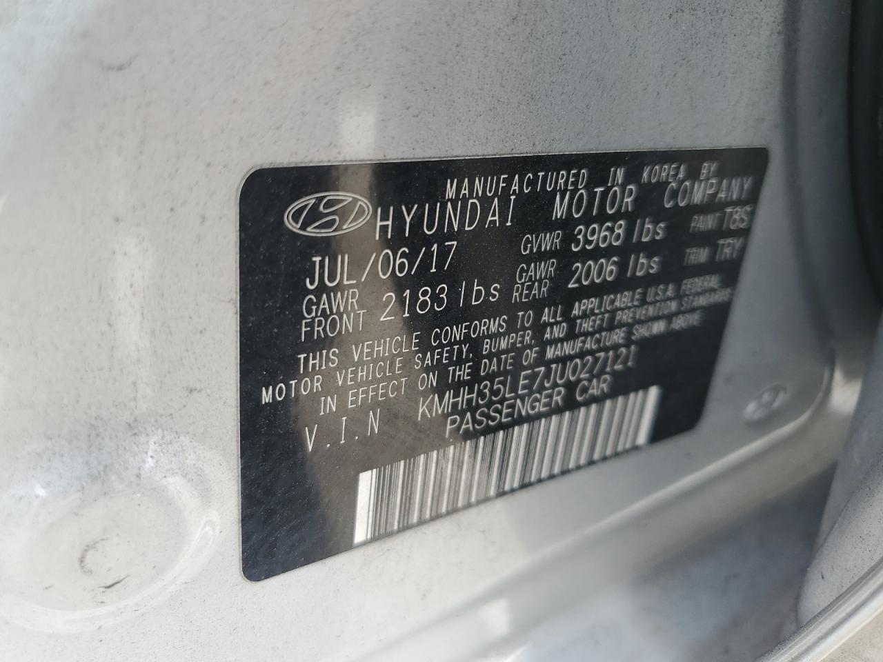 2018 Hyundai Elantra - Image 14