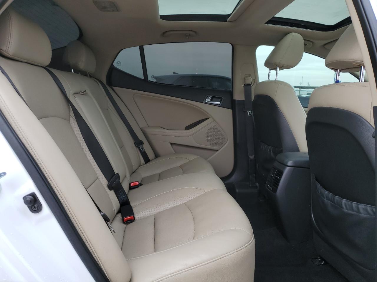 2015 Kia Optima - Image 10