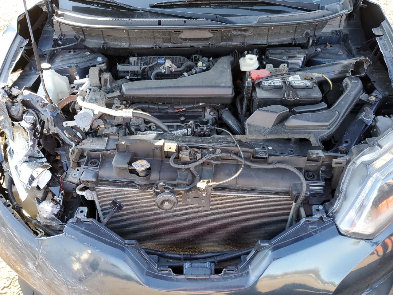 KNMAT2MV1GP618636 NISSAN ROGUE 2016