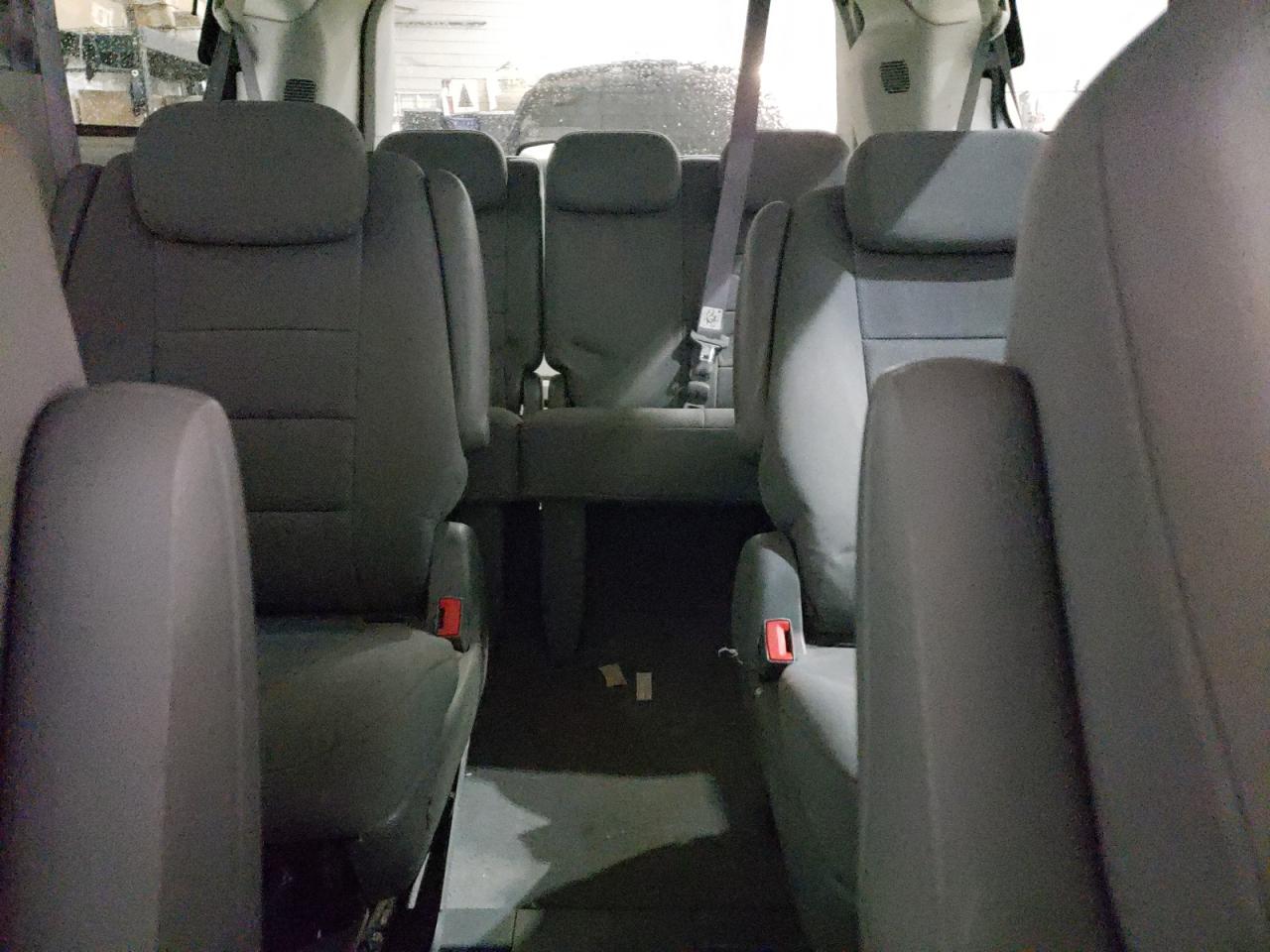 2009 Dodge Caravan - Image 10
