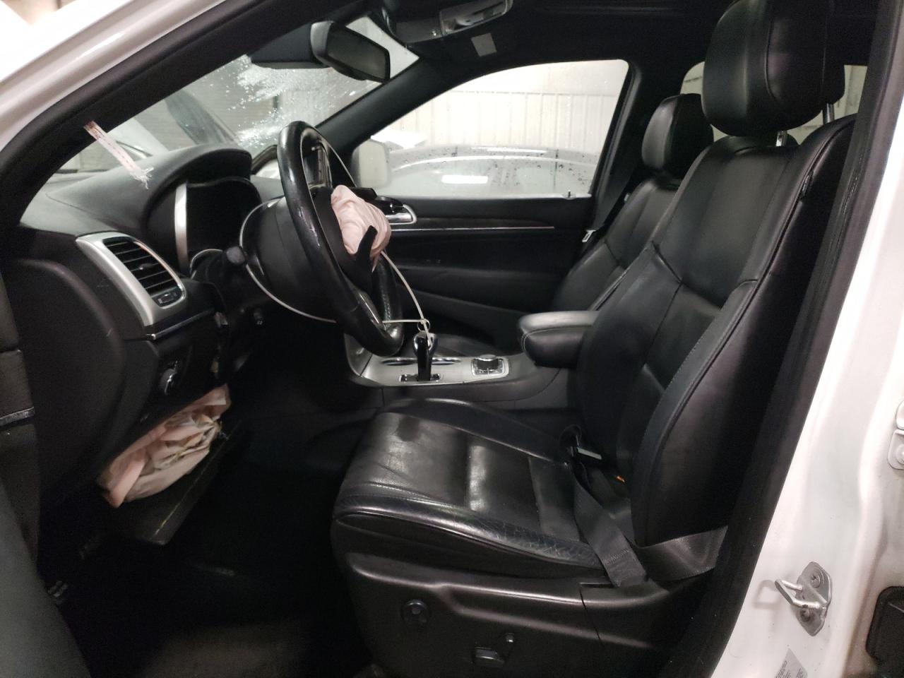 2015 Jeep Grand Cherokee - Image 7