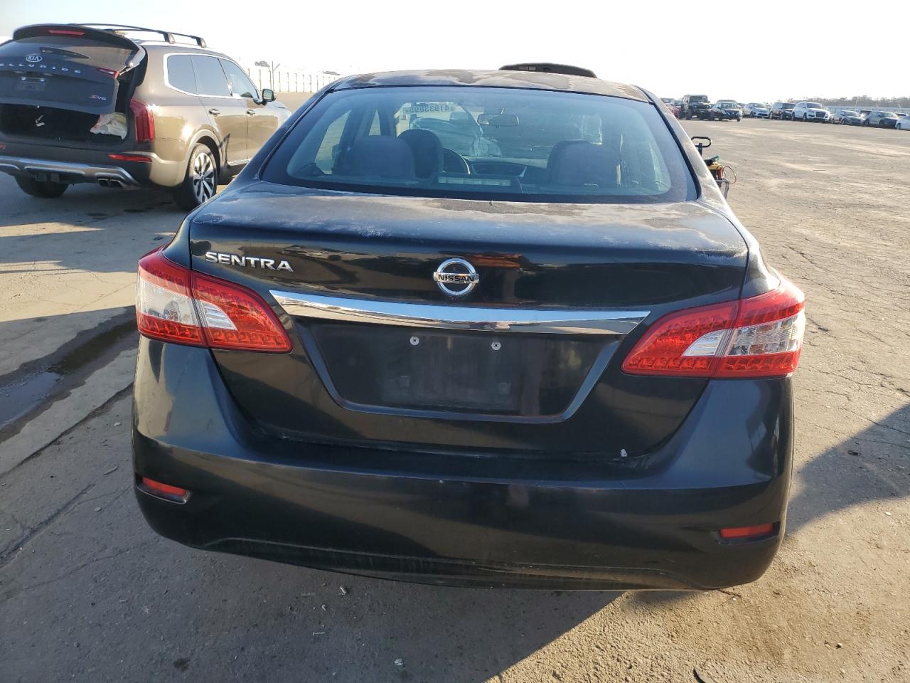 2015 Nissan Sentra - Image 6