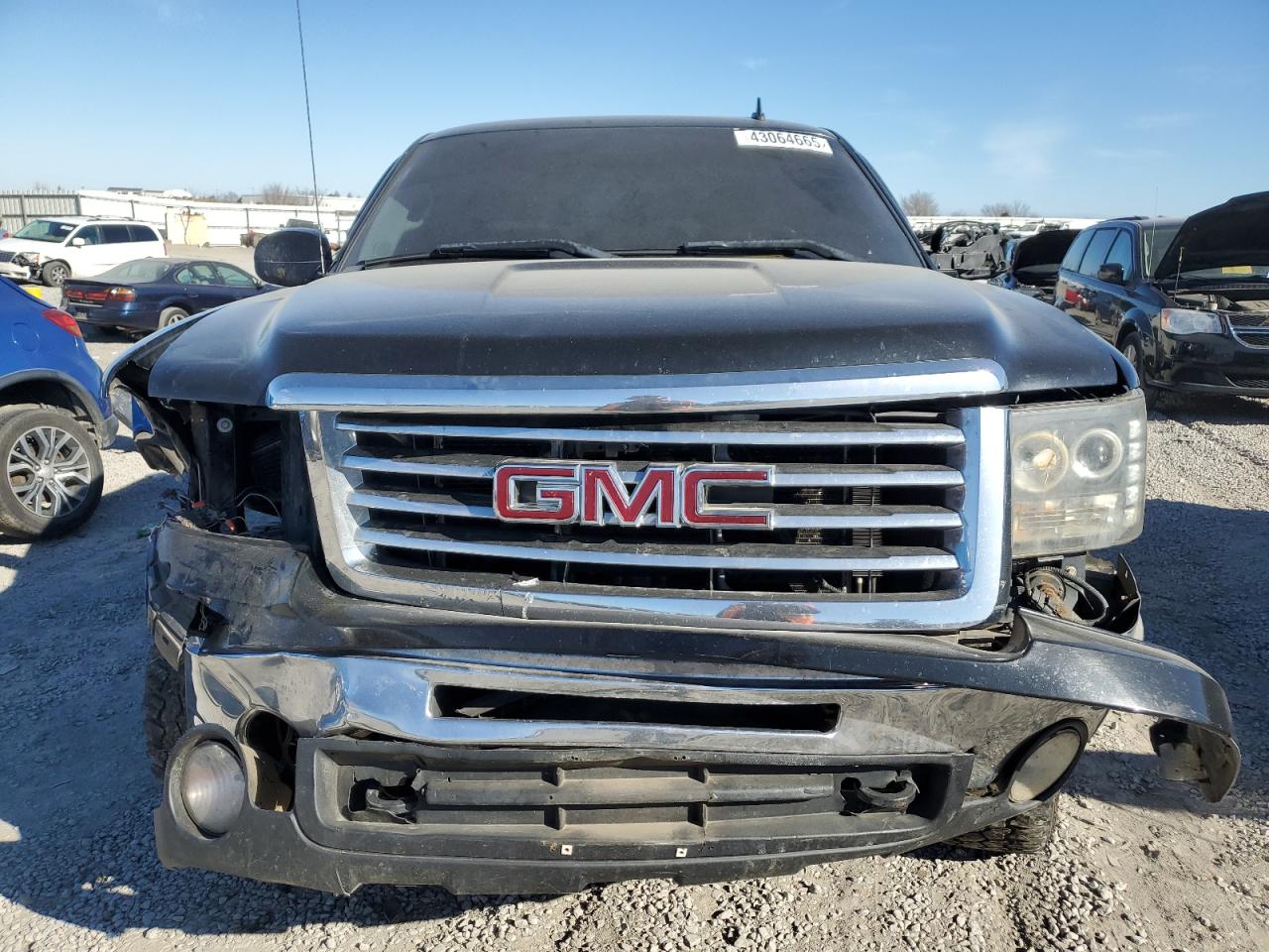 2009 GMC Sierra - Image 5