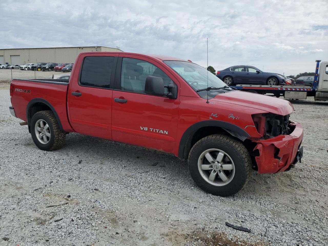 2011 Nissan Titan - Image 4