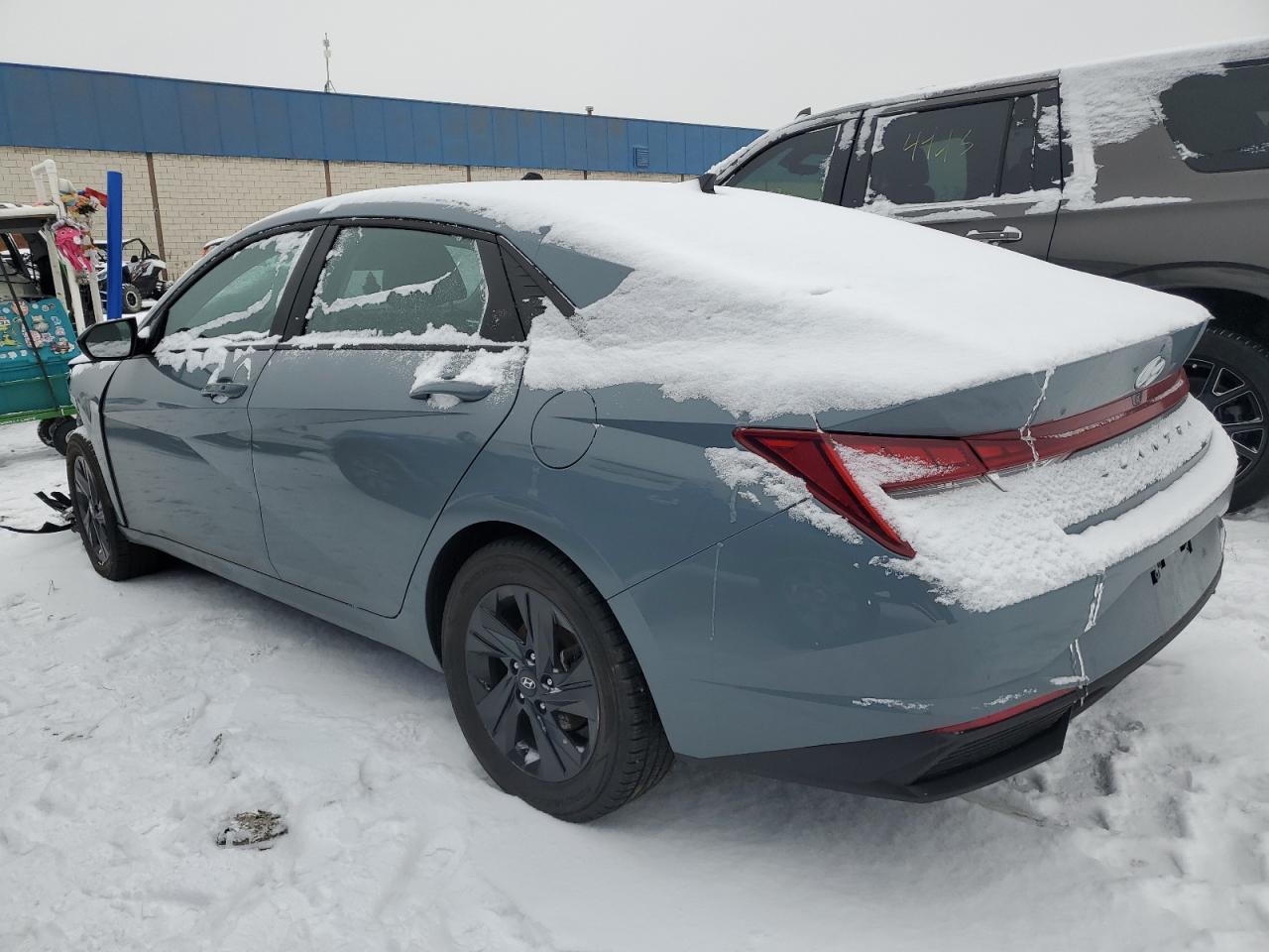 2023 Hyundai Elantra - Image 2
