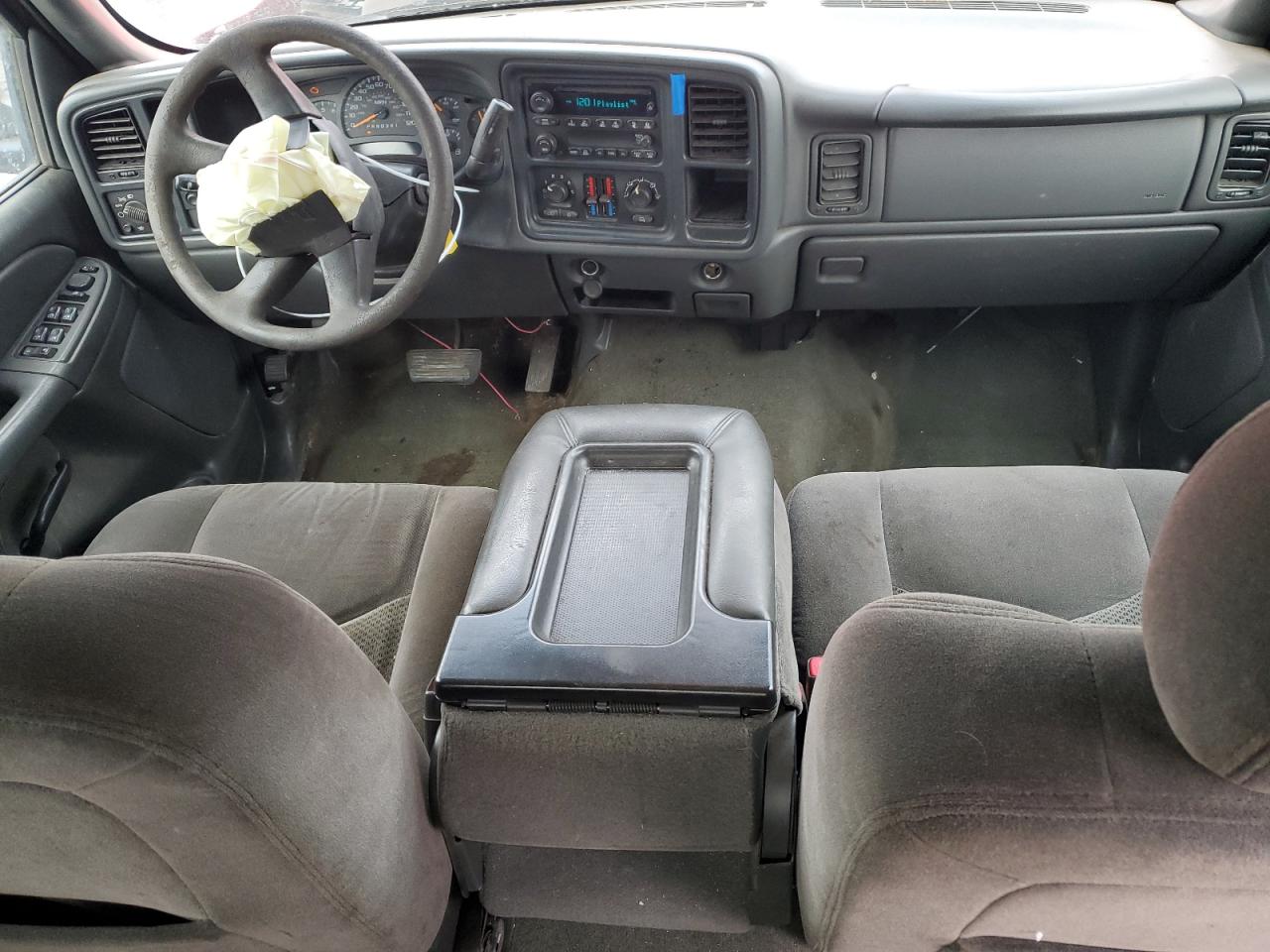 2007 Chevrolet Silverado - Image 8