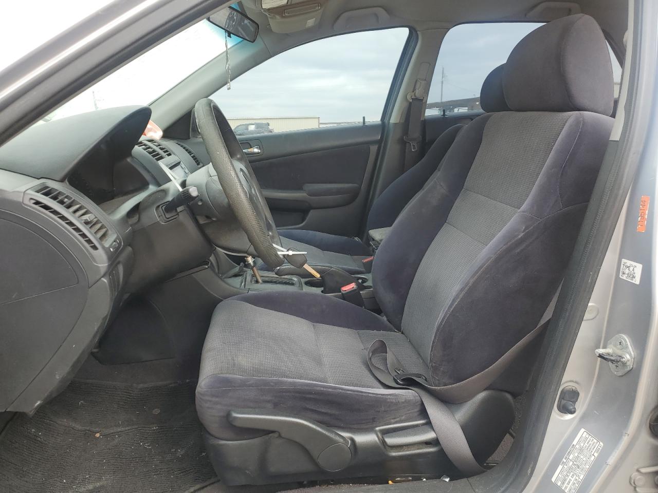 2003 Honda Accord - Image 7